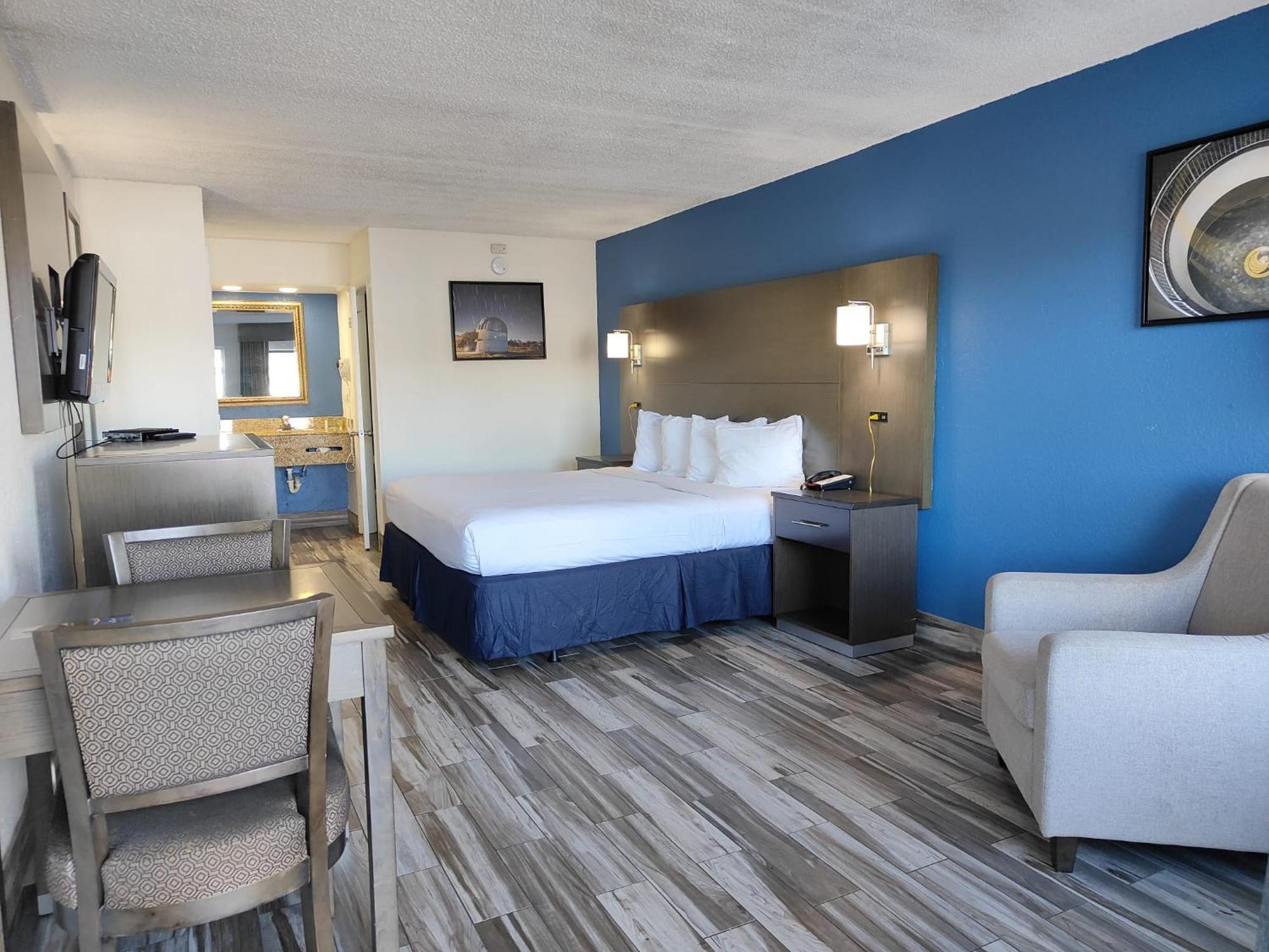 מלון Alafaya Baymont By Wyndham Orlando East מראה חיצוני תמונה