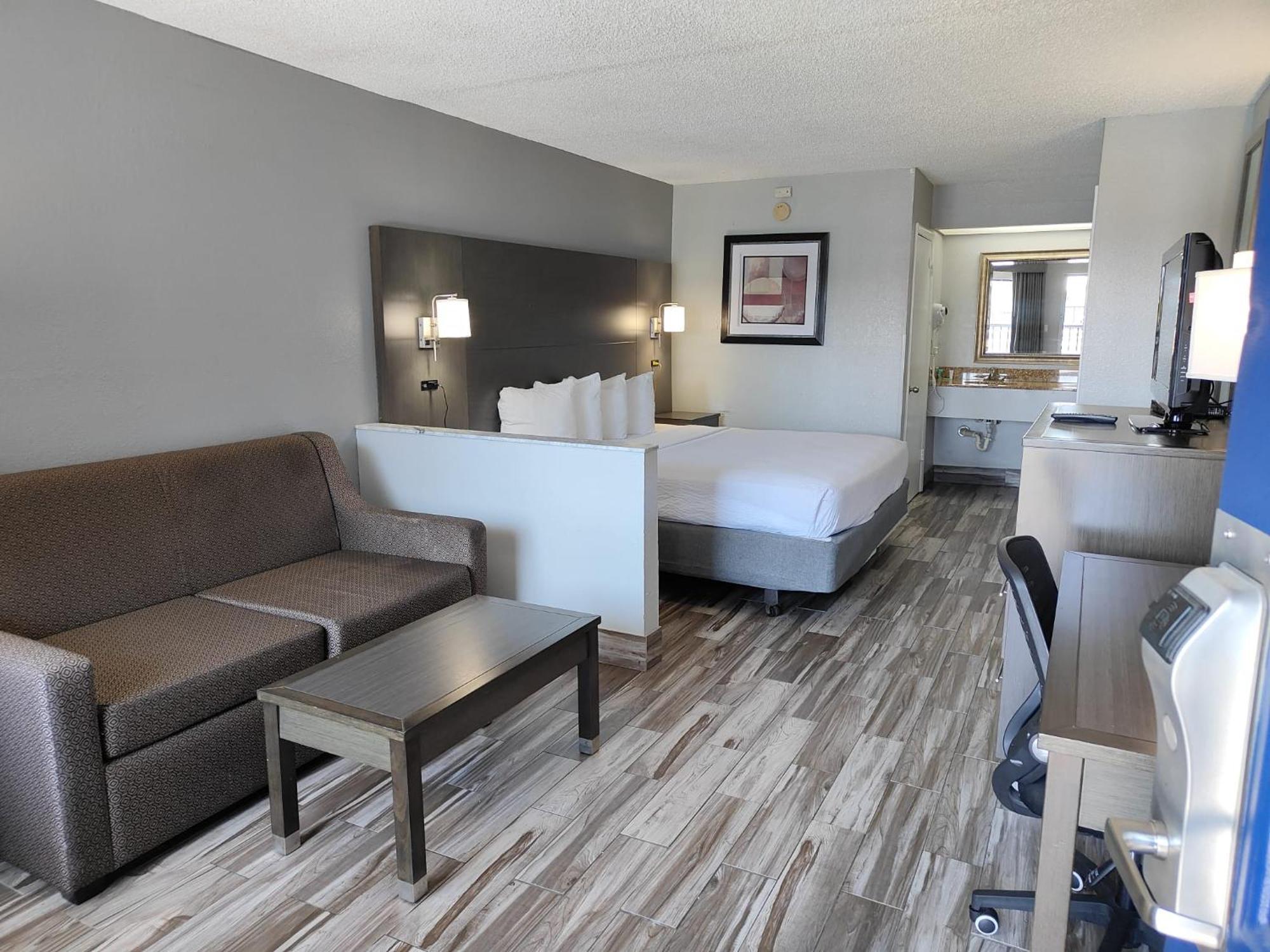 מלון Alafaya Baymont By Wyndham Orlando East מראה חיצוני תמונה
