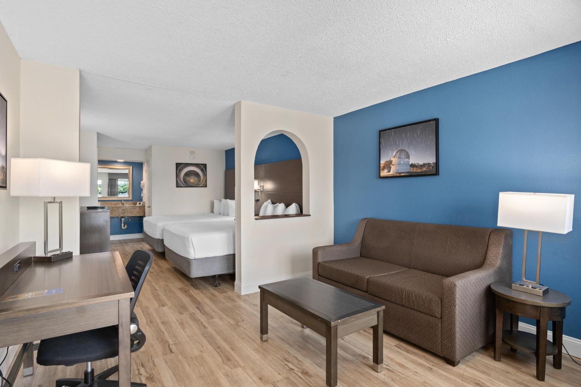 מלון Alafaya Baymont By Wyndham Orlando East מראה חיצוני תמונה